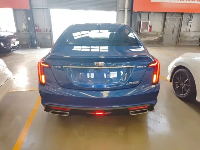 Cadillac CT5 — Фото автомобиля 5