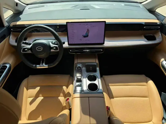 GAC Trumpchi E8 — Фото автомобиля 5