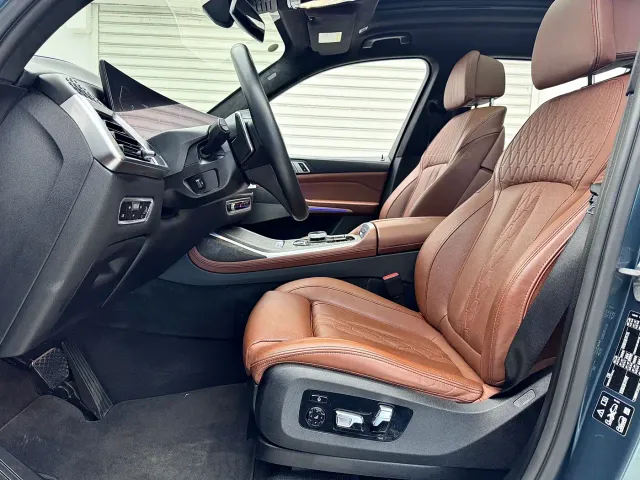 BMW X7 — Фото автомобиля 7