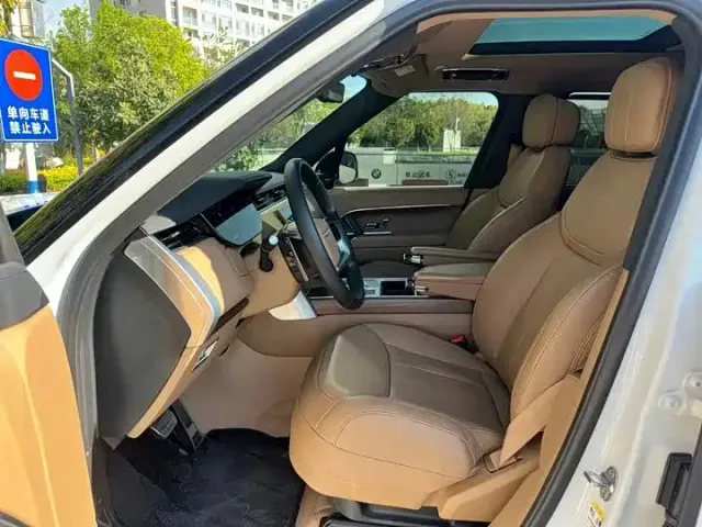 Land Rover Range Rover — Фото автомобиля 8