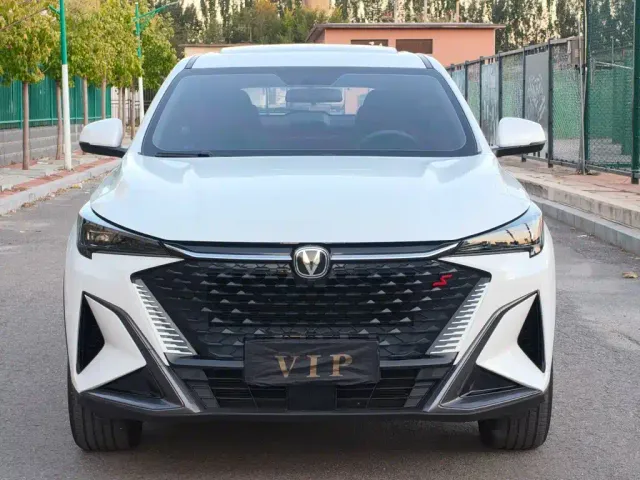 Changan X5 Plus — Фото автомобиля 2