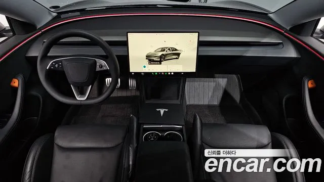Tesla Model 3 — Фото автомобиля 7