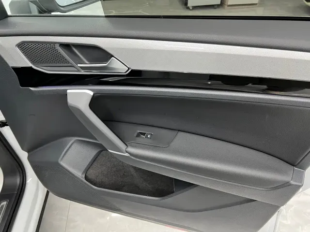 Volkswagen Tayron — Фото автомобиля 14