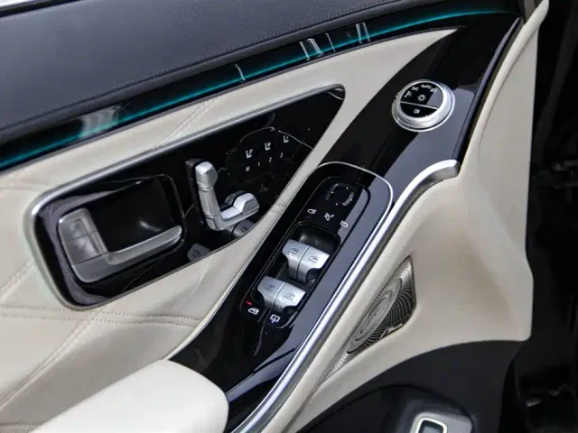 Mercedes-Benz Maybach S-Class — Фото автомобиля 13
