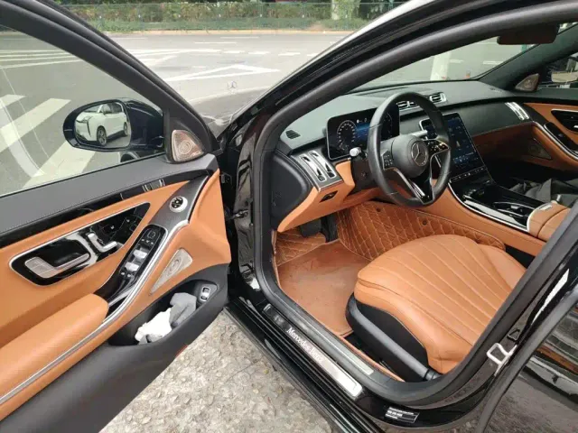 Mercedes-Benz S-Class — Фото автомобиля 13