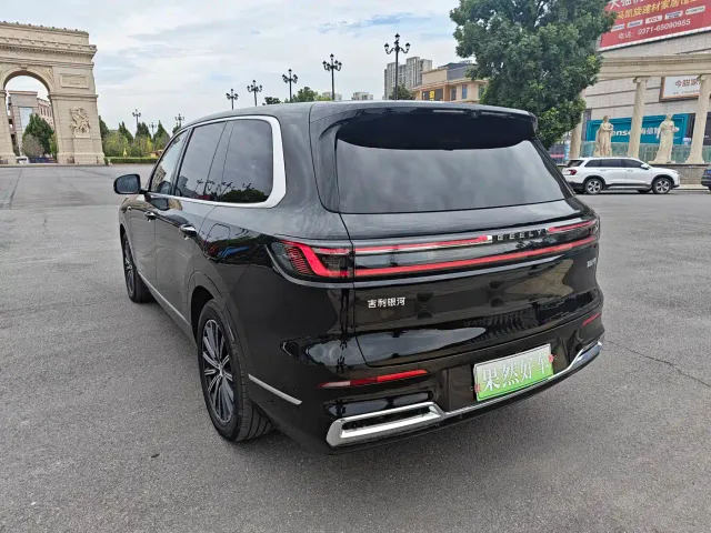 Geely Galaxy M9 — Фото автомобиля 10