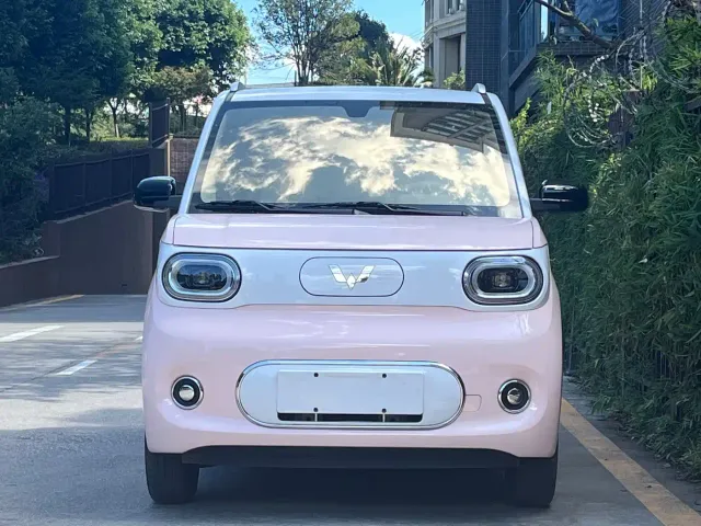 Wuling Hongguang Mini EV — Фото автомобиля 2