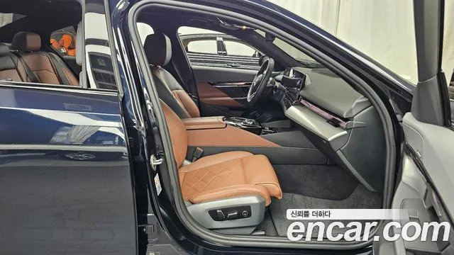 BMW i5 G60 — Фото автомобиля 16