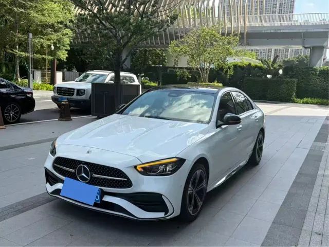 Фотография автомобиля — Mercedes-Benz C-Class