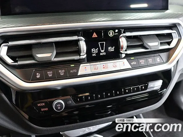 BMW X3 xDrive 20i M Sport Pro — Фото автомобиля 9