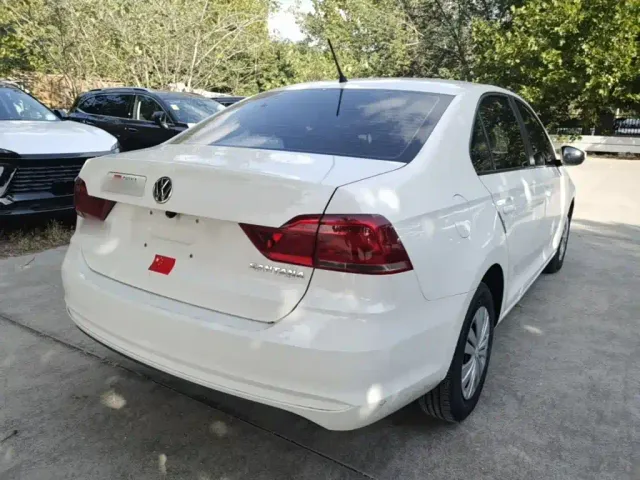 Volkswagen Santana — Фото автомобиля 6