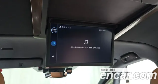 Toyota Alphard — Фото автомобиля 12