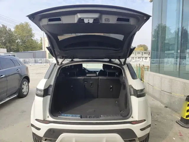 Land Rover Range Rover Evoque — Фото автомобиля 18