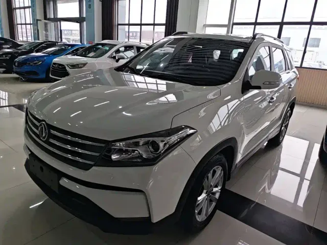 Фотография автомобиля — DFSK Fengguang S560