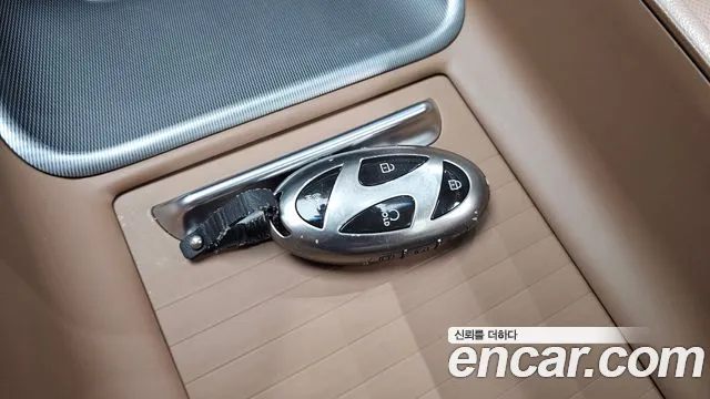 Hyundai Grandeur Grandeur (GN7) — Фото автомобиля 21