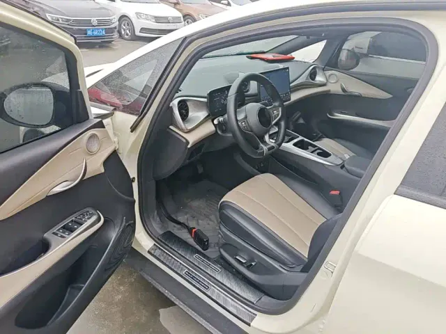 BYD Dolphin — Фото автомобиля 15