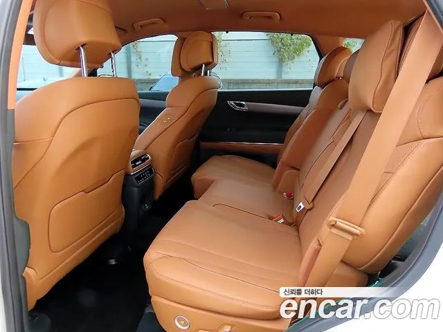 Genesis GV80 2.5T Бензин AWD — Фото автомобиля 6