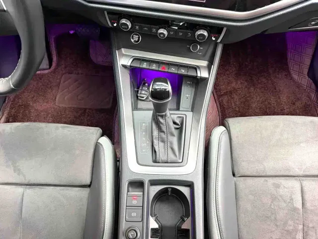 Audi Q3 — Фото автомобиля 11