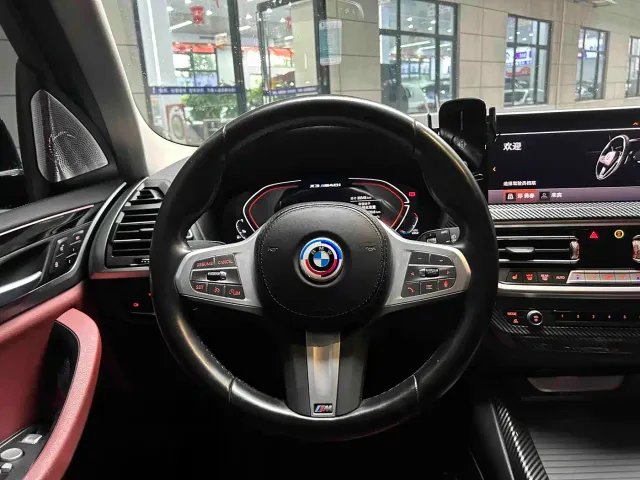 BMW X3 — Фото автомобиля 12