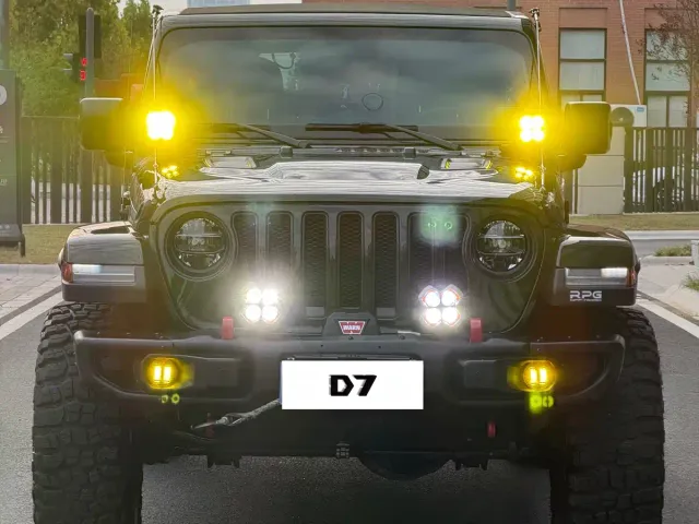 Jeep Wrangler — Фото автомобиля 2