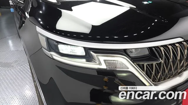Kia Canival Carnival 4 поколение 9 мест Prestige — Фото автомобиля 21