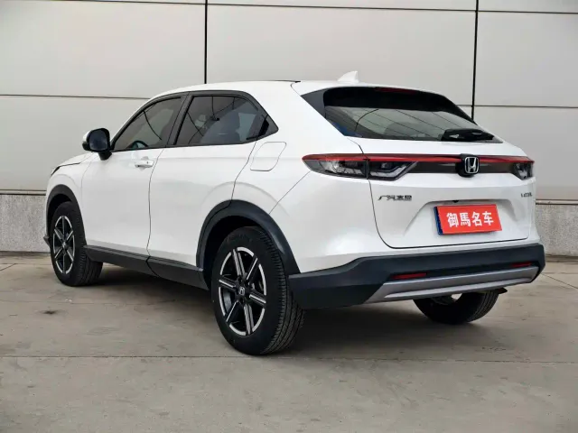 Honda Vezel — Фото автомобиля 2