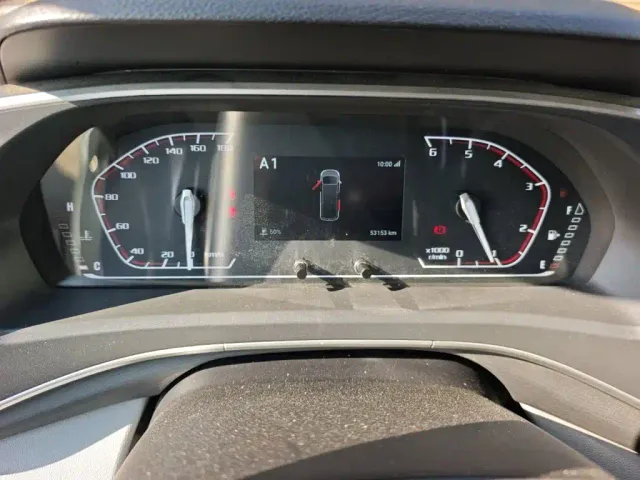 Maxus Xintu V80 — Фото автомобиля 7