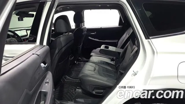 Hyundai Santafe Новый Santa Fe Бензин 2.5T 2WD — Фото автомобиля 12