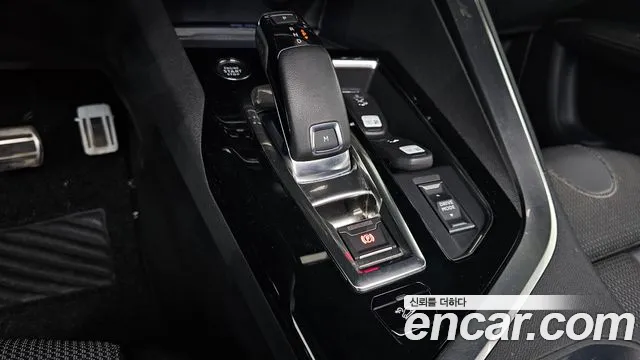 Peugeot 3008 — Фото автомобиля 9