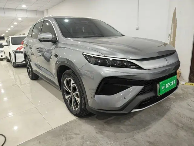 BYD Song Pro — Фото автомобиля 3