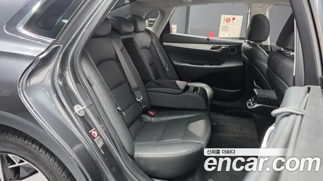 Hyundai Grandeur Grandeur (New) Hybrid — Фото автомобиля 12