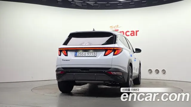 Hyundai Tucson Tucson (NX4) Бензин 1.6 турбо 2WD — Фото автомобиля 3
