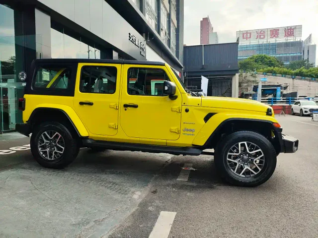 Jeep Wrangler 4xe — Фото автомобиля 14