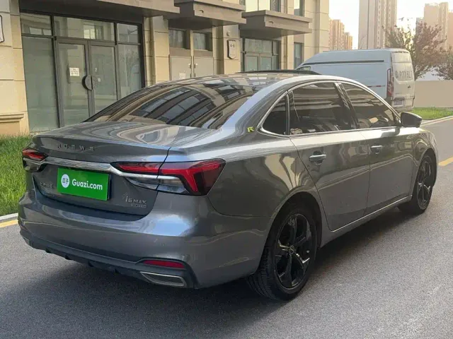 Roewe i6 MAX — Фото автомобиля 4