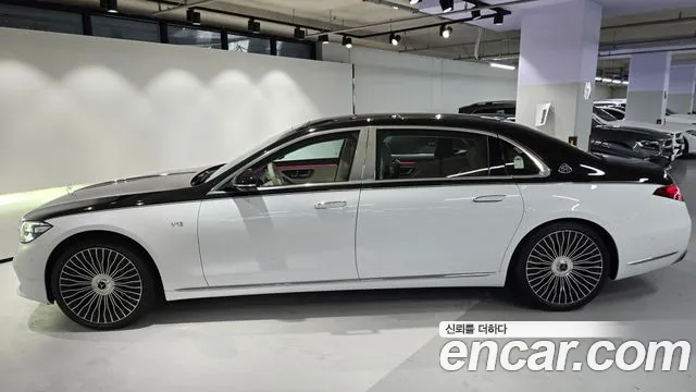 Mercedes-Benz S-Class — Фото автомобиля 3