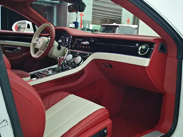 Bentley Continental 2022 4.0T GT V8 — Фото автомобиля 6