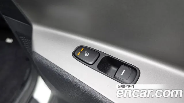 Kia Niro — Фото автомобиля 25