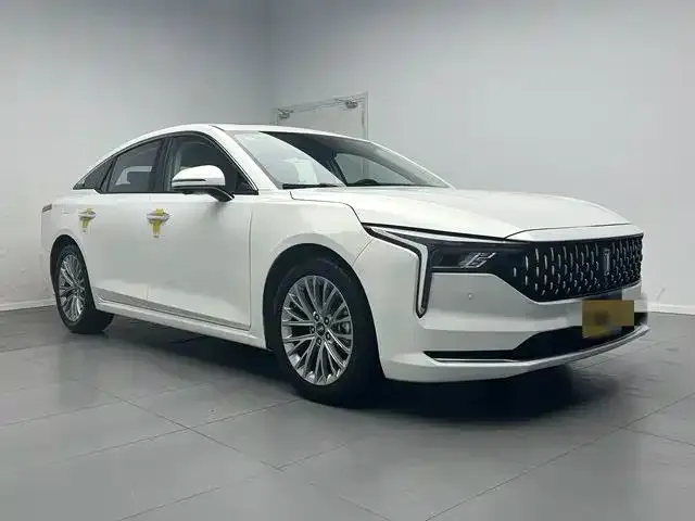 Bestune B70 — Фото автомобиля 3