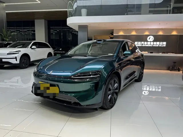 Фотография автомобиля — Luxeed R7