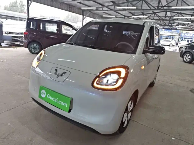 Фотография автомобиля — Wuling Hongguang Mini EV