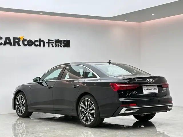 Audi A6L — Фото автомобиля 3