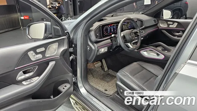 Mercedes-Benz GLE-Class — Фото автомобиля 8