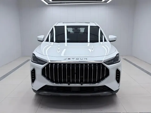 Jetour X70 Plus — Фото автомобиля 2