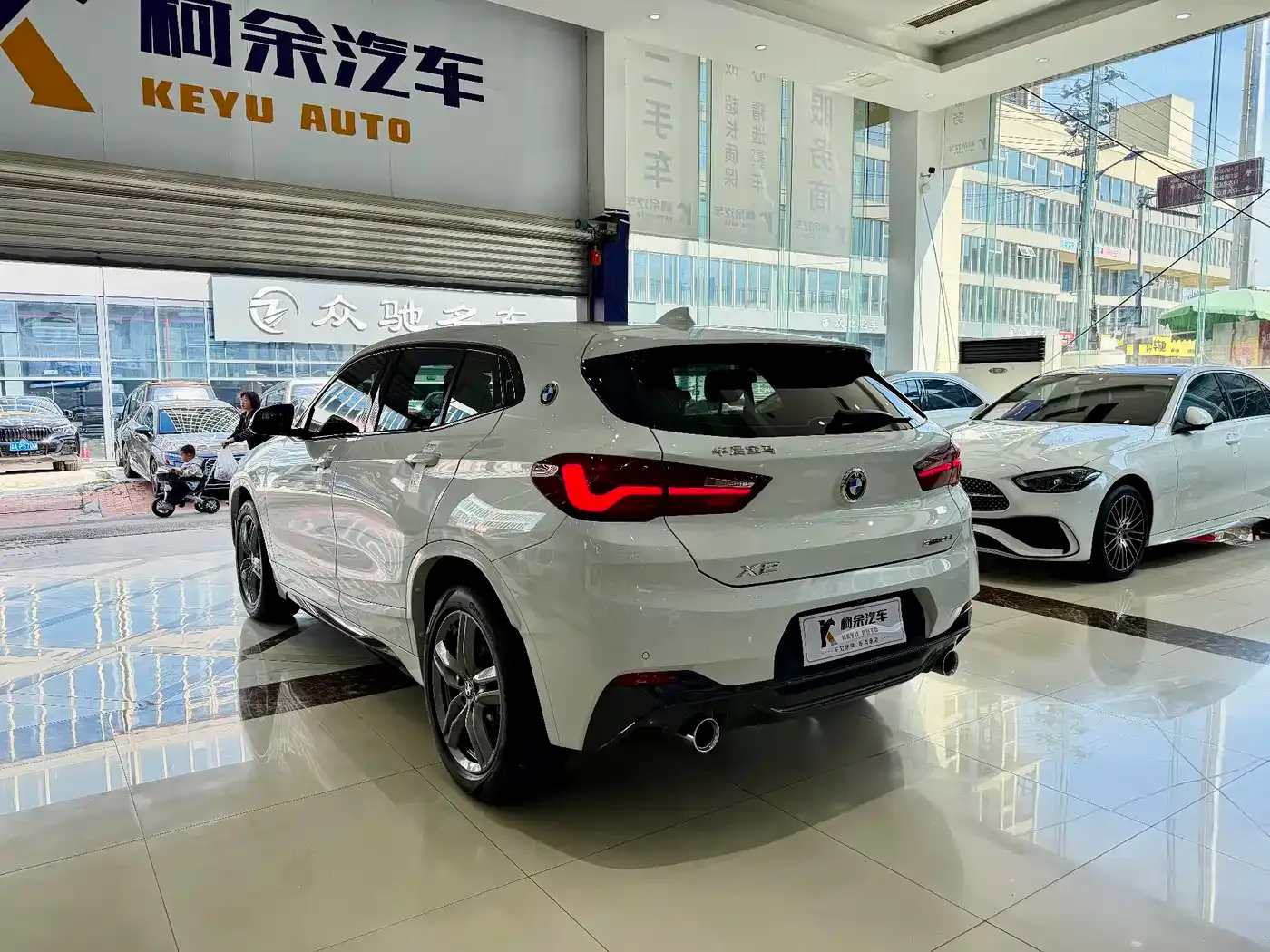 BMW BMW X2 2022 sDrive25i M Sport Package — Фото автомобиля 21