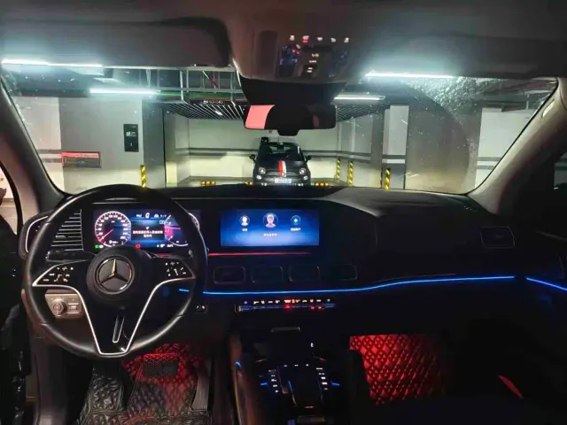 Mercedes-Benz GLE-Class — Фото автомобиля 5