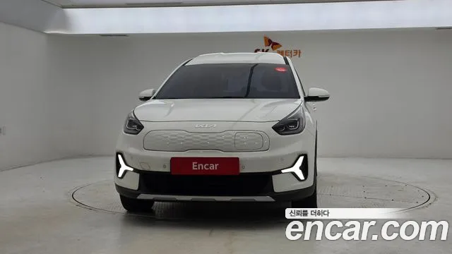 Kia Niro — Фото автомобиля 3