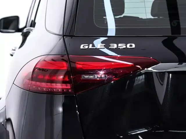 Mercedes-Benz GLE-Class — Фото автомобиля 11
