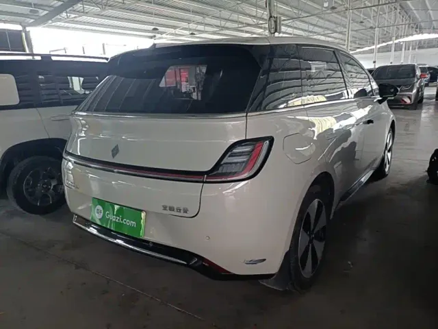 Baojun Cloud — Фото автомобиля 4