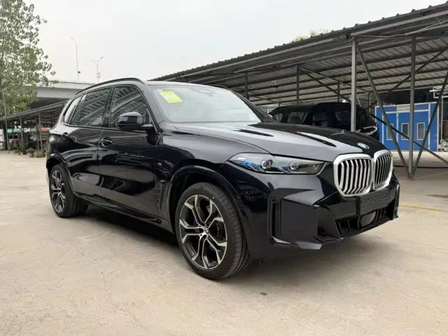 BMW X5 — Фото автомобиля 3