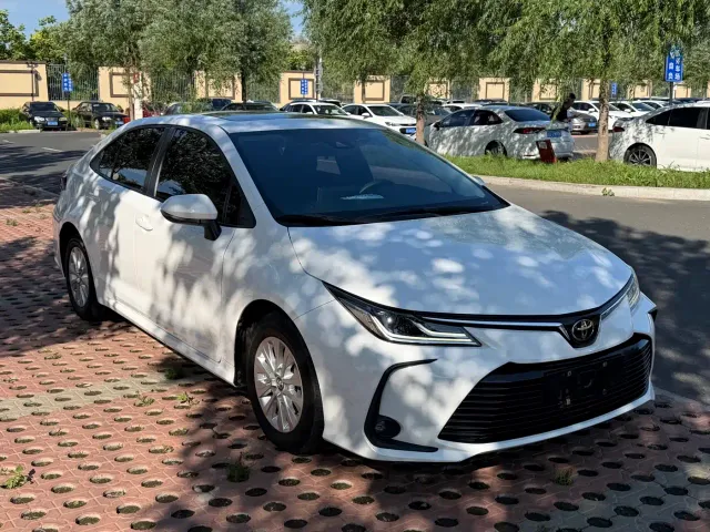 Toyota Corolla — Фото автомобиля 2